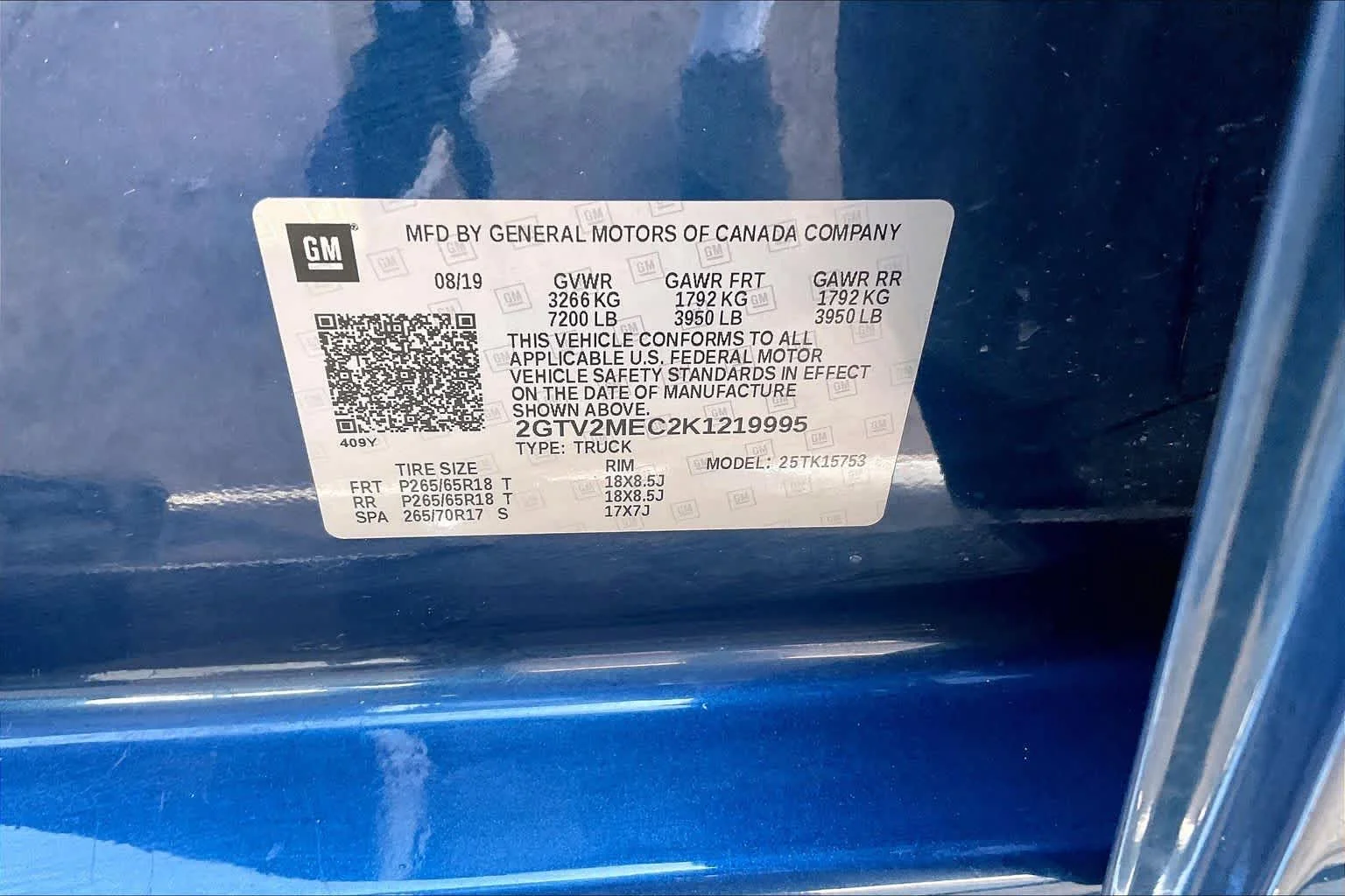 Used 2019 Stone Blue Metallic GMC SLE image 33
