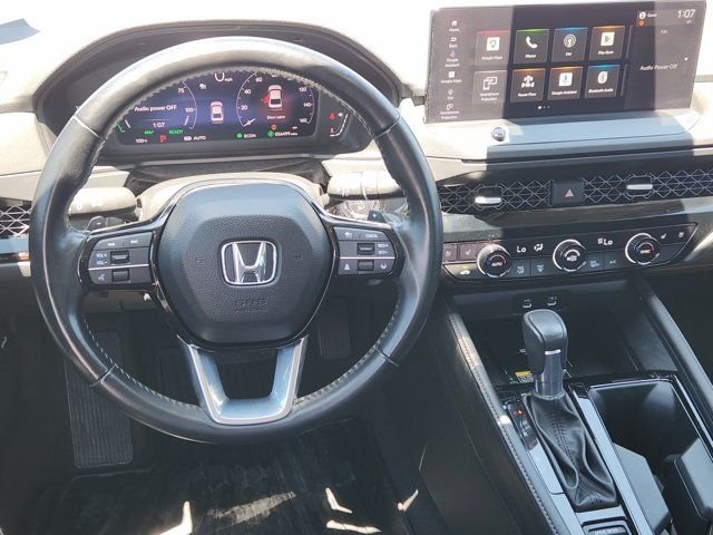Used 2023 White Honda Touring image 26