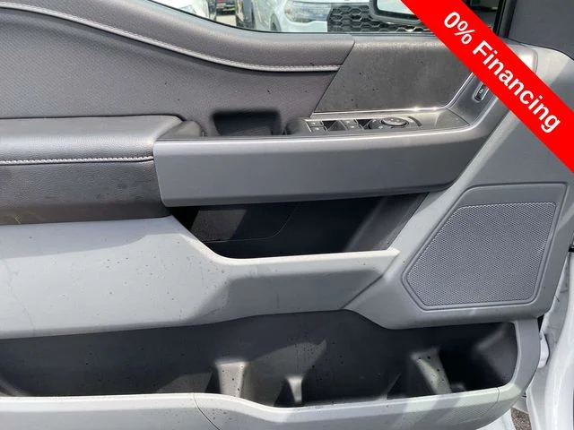New 2026 Oxford White Ford XLT image 12