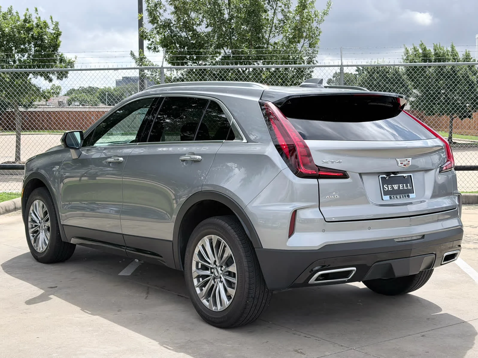 Used 2024 Argent Silver Metallic Cadillac Premium Luxury image 6