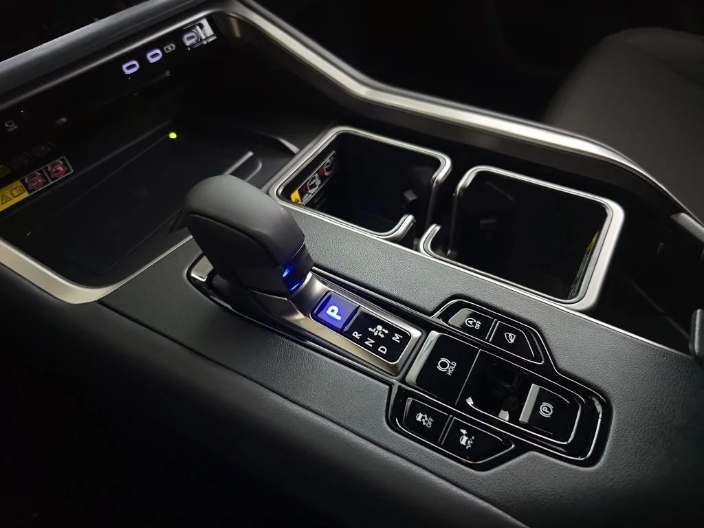 New 2026 Wind Chill Pearl Lexus PREMIUM AWD image 23