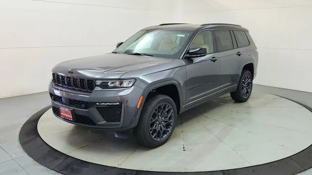New 2026 Baltic Gray Metallic Clear-Coat Exterior Paint Jeep Summit image 3