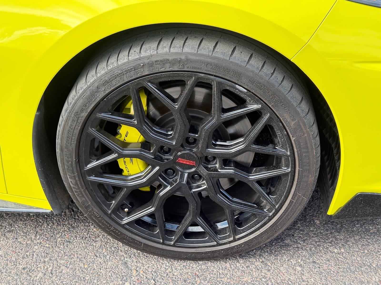 Used 2022 Accelerate Yellow Metallic Chevrolet 2LT image 6