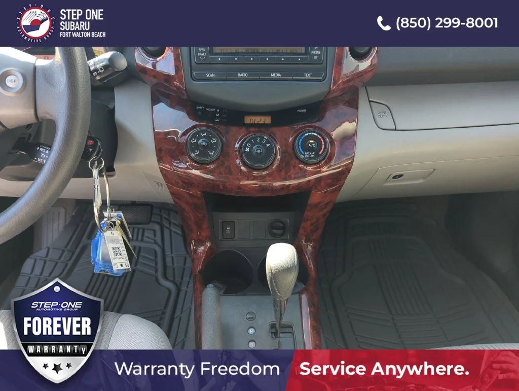 Used 2012 Silver Toyota Base image 25