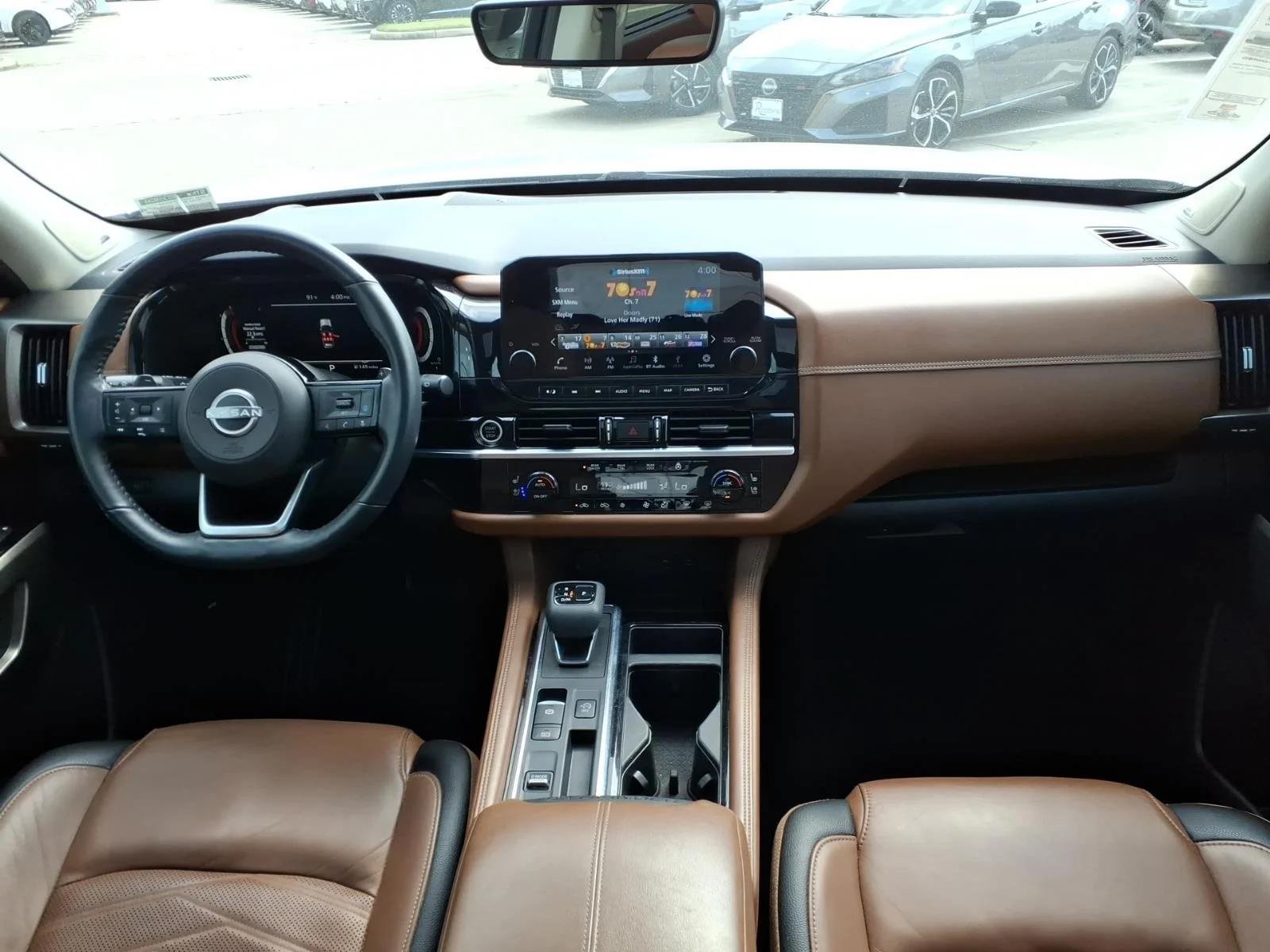2023 Nissan Pathfinder Platinum Silver at Robbins Nissan