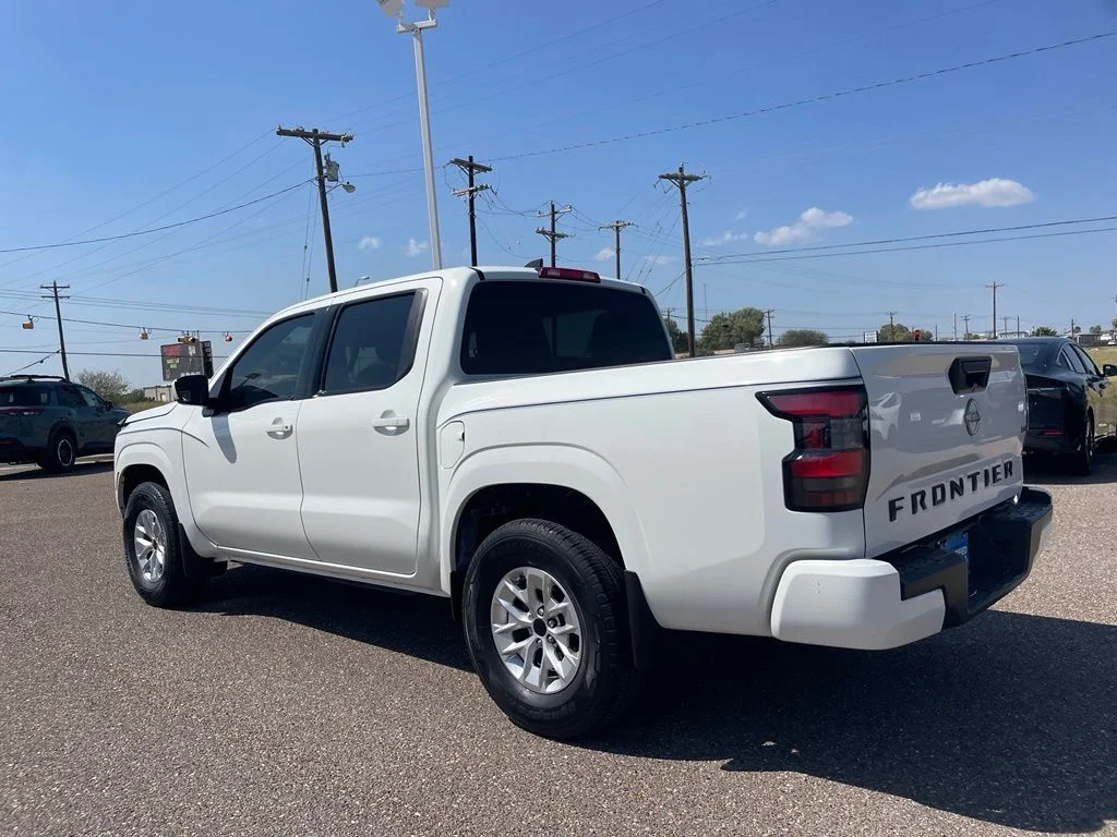 Certified Used 2024 White Nissan SV image 5