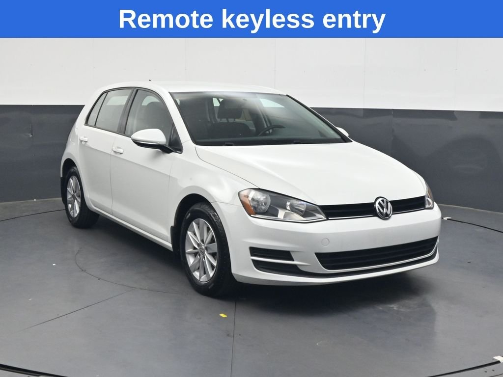 Used 2016 White Volkswagen TSI S 4-Door image 2