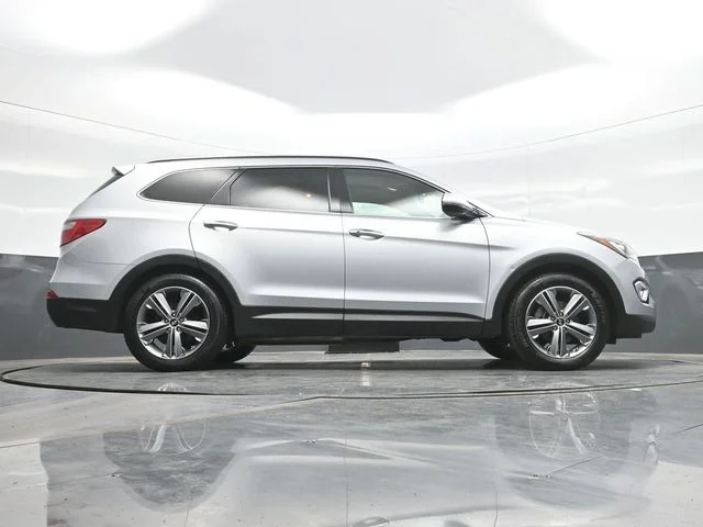 Used 2016 Silver Hyundai Limited image 24