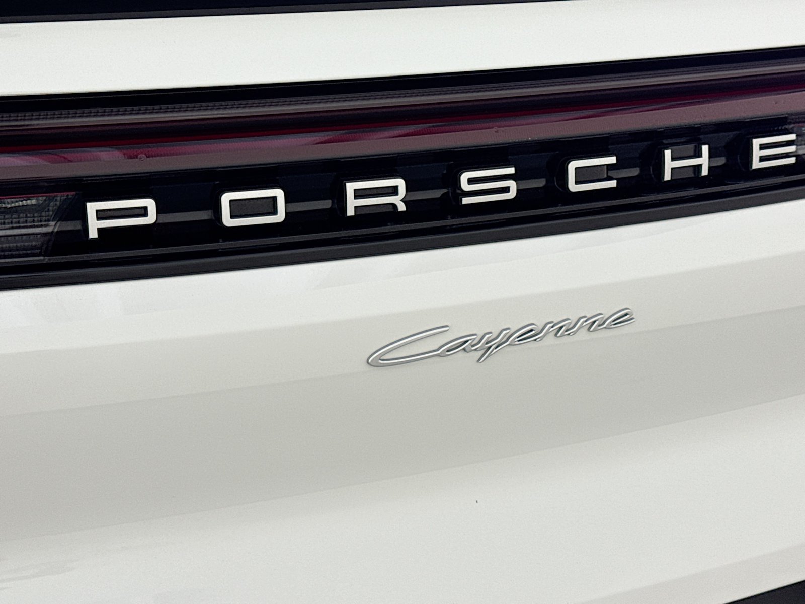 Used 2025 White Porsche  image 25