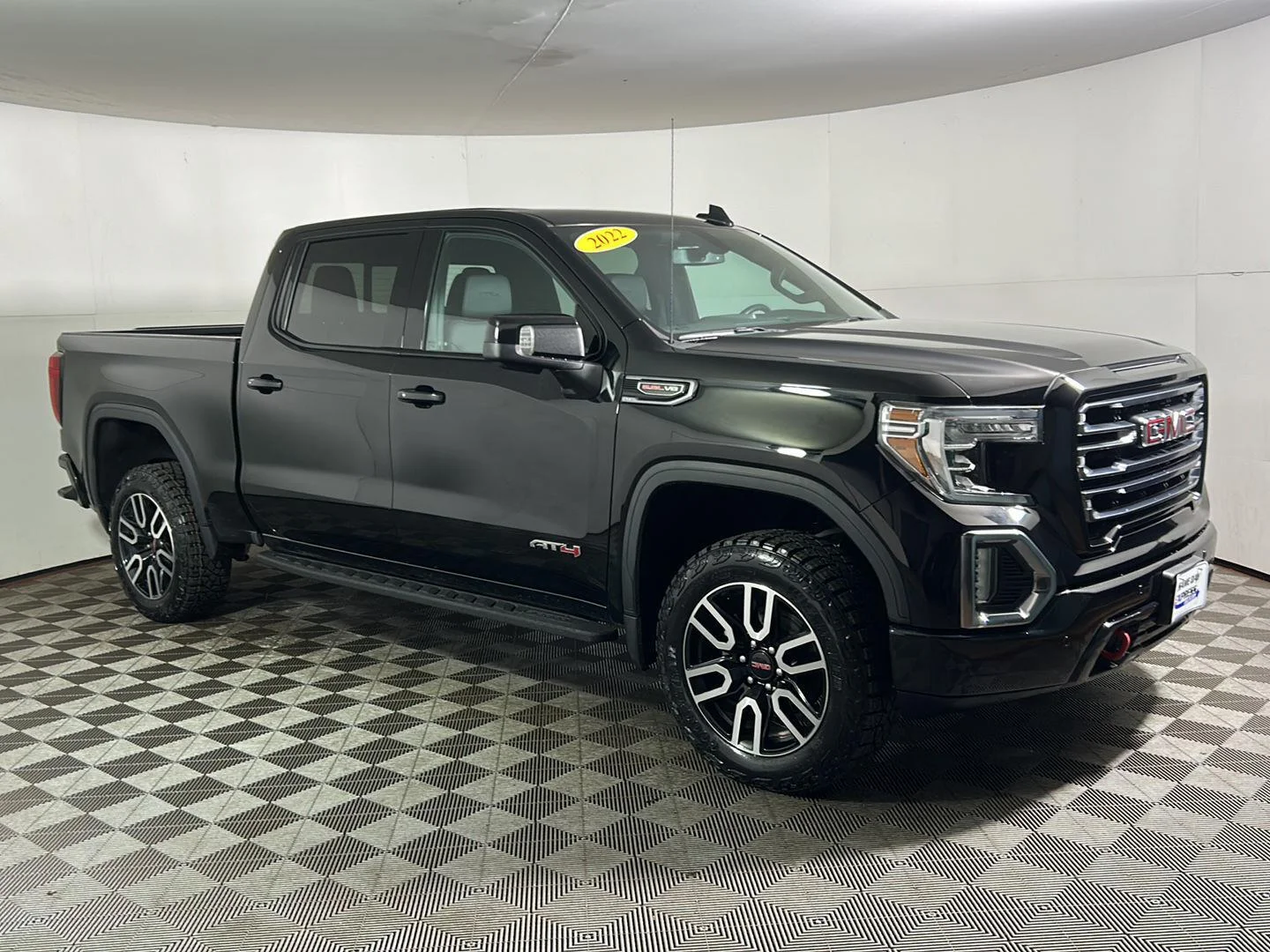 Used 2022 Onyx Black GMC AT4 image 6