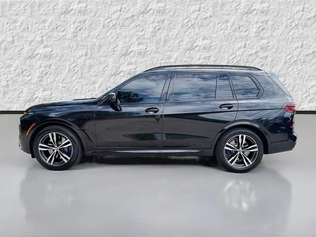 Used 2024 Black Sapphire Metallic BMW xDrive40i image 6
