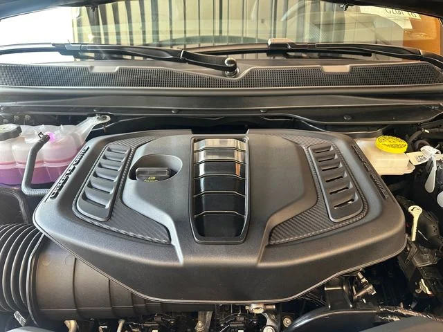 New 2026 High Gloss Black Exterior Paint Jeep Summit Reserve image 40