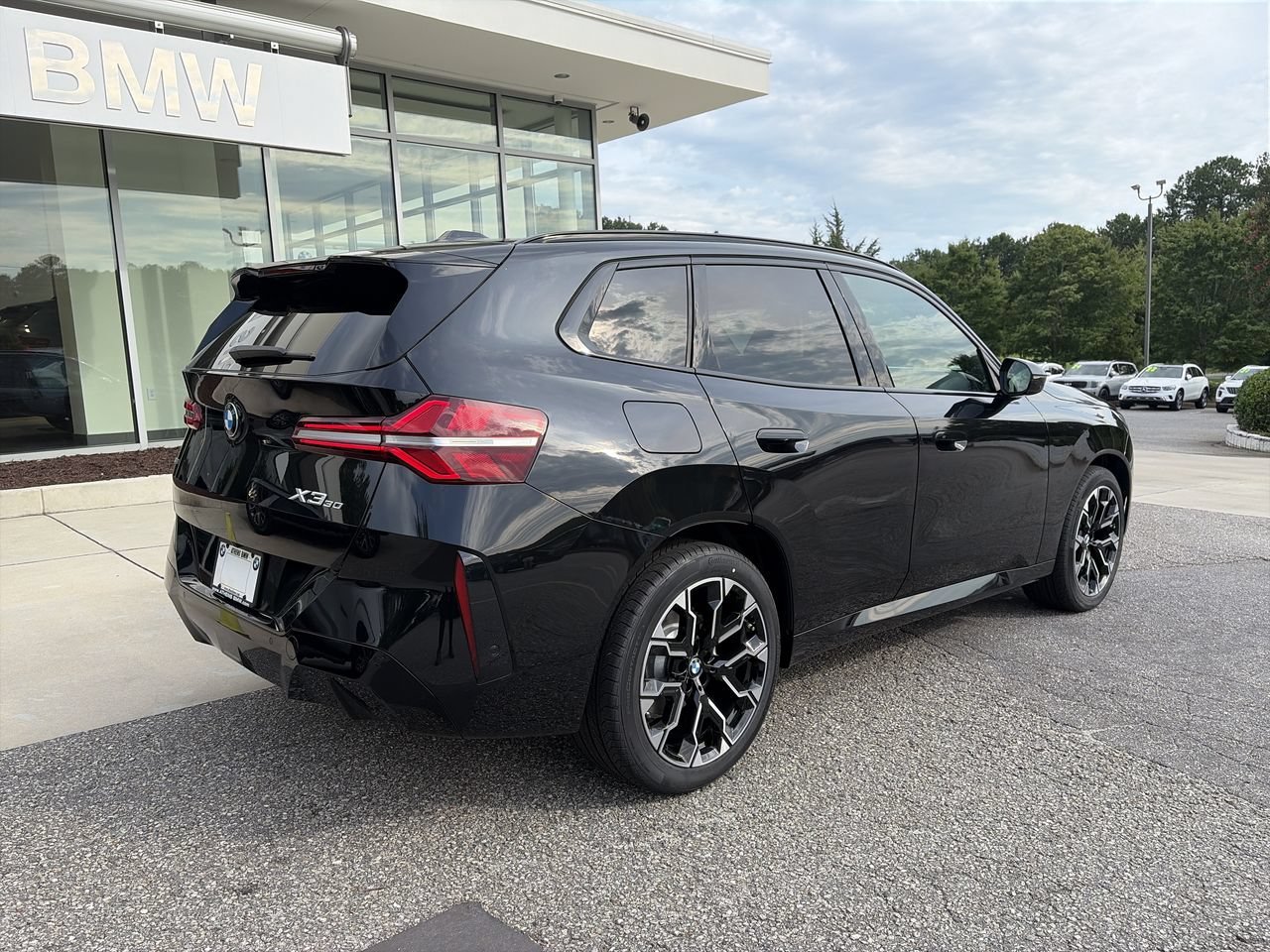 New 2026 Black Sapphire Metallic BMW 30 xDrive image 8