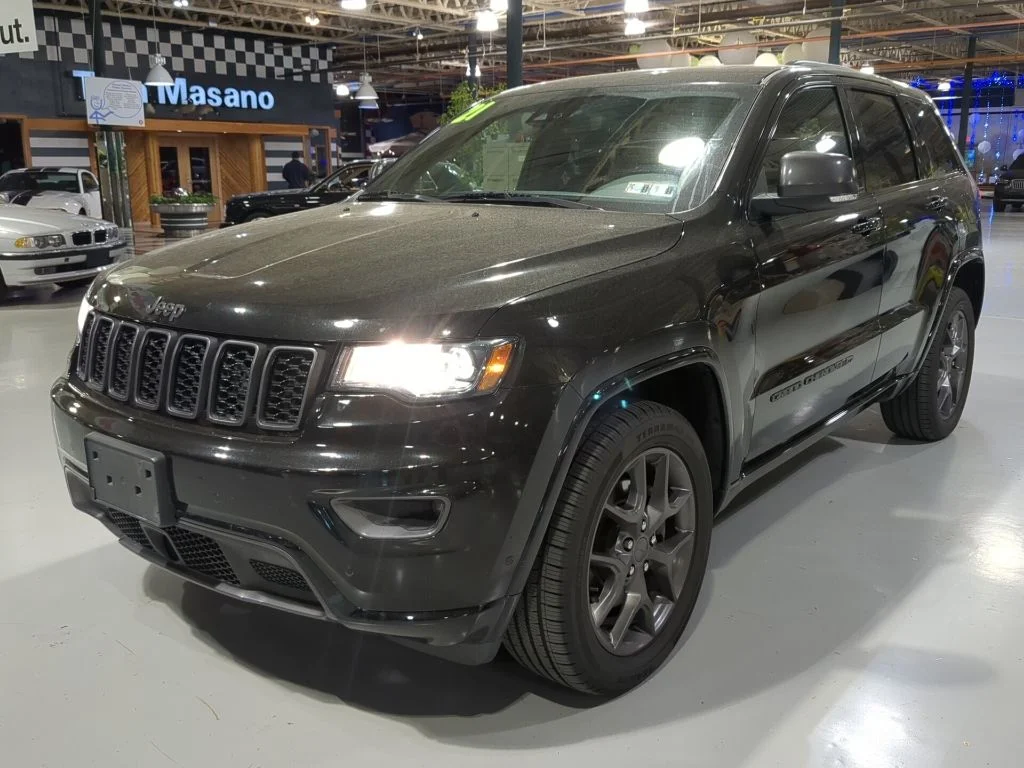 2021 Jeep Grand Cherokee's photo