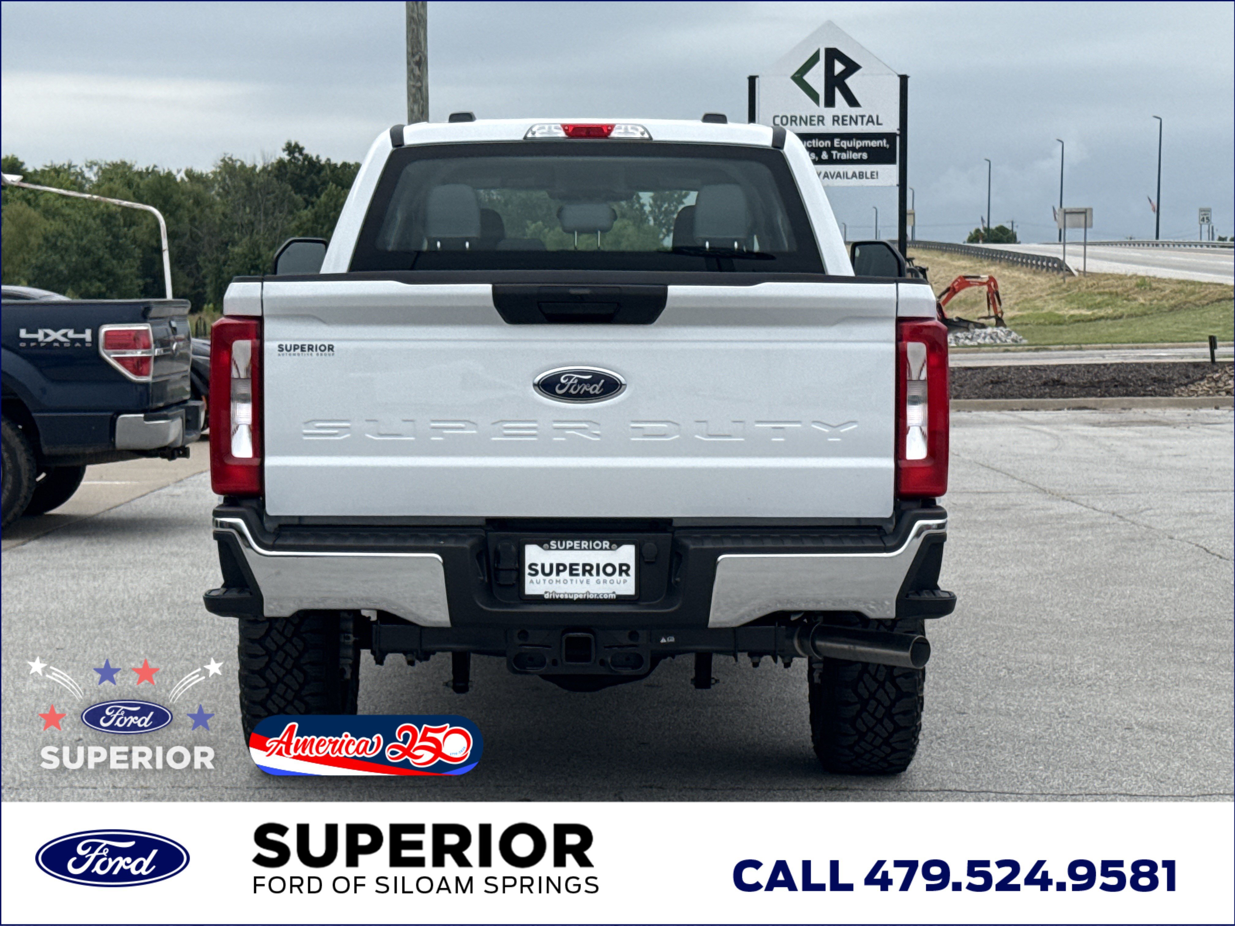 New 2026 Oxford White Ford XL 4WD image 4