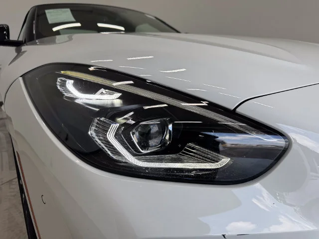 Used 2025 Alpine White BMW sDrive M40i image 31