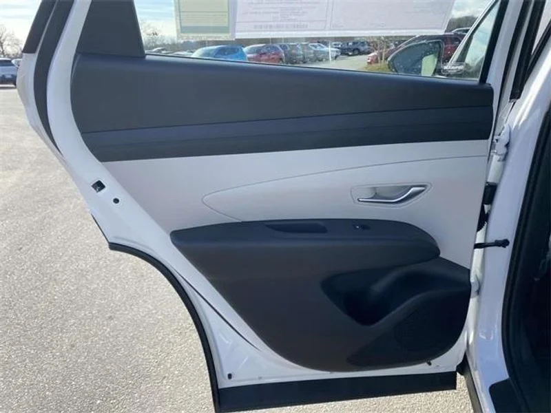 Used 2025 Serenity White Pearl Hyundai SE image 13