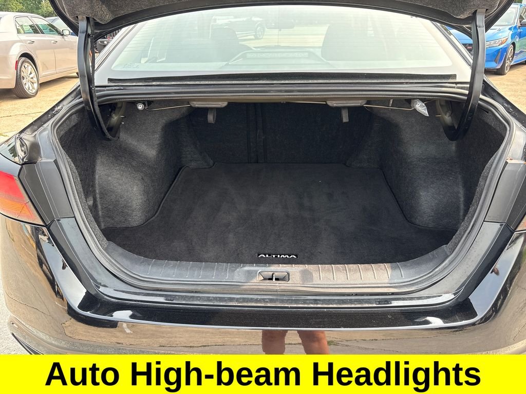 Used 2025 Black Nissan 2.5 SV image 36