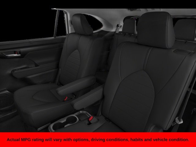 Used 2021  Toyota XLE image 17