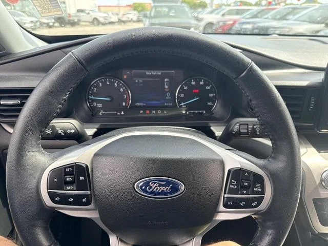 Used 2022 White Ford XLT image 35