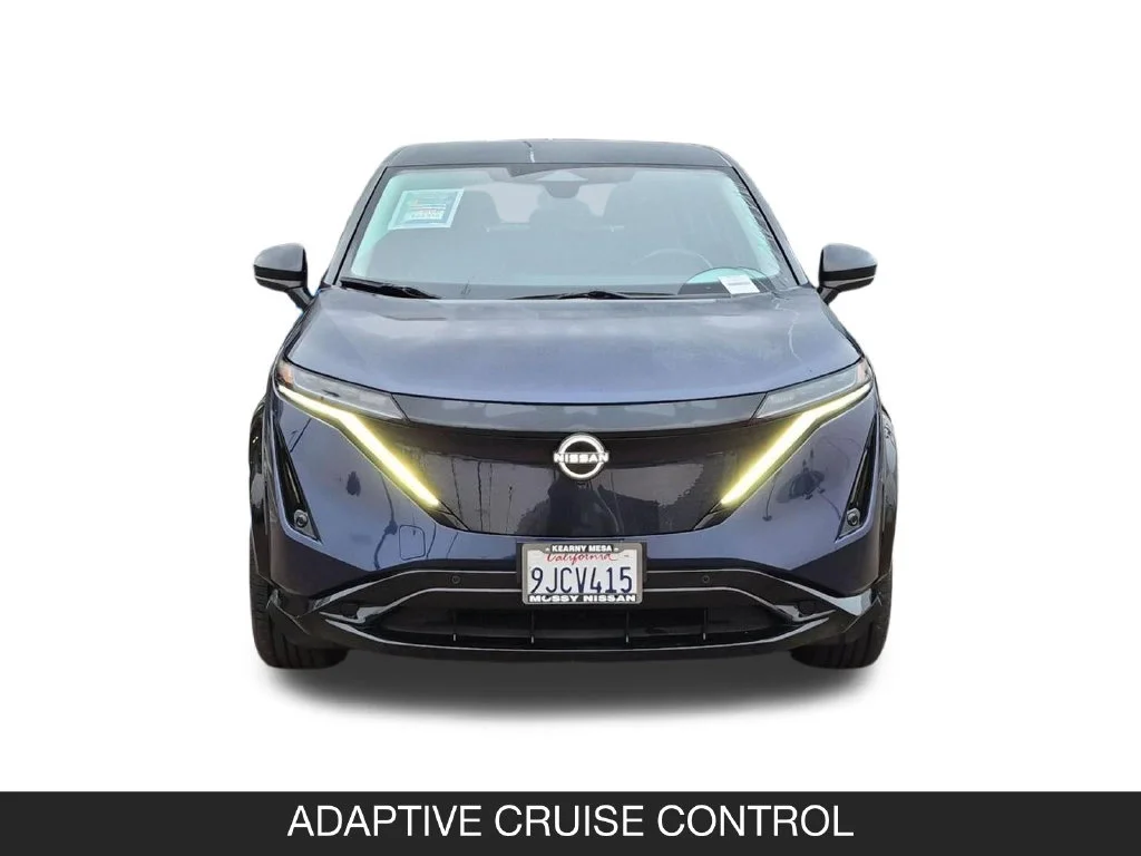 Used 2023 Blue Nissan VENTURE+ image 4