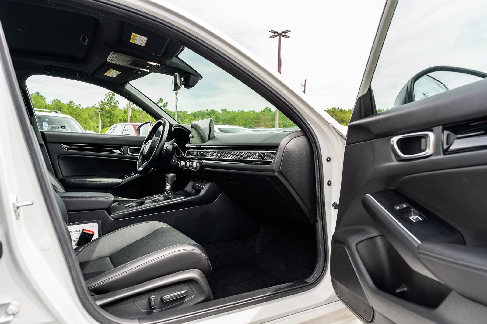 2025 Honda Civic Sport Touring - Photo 11