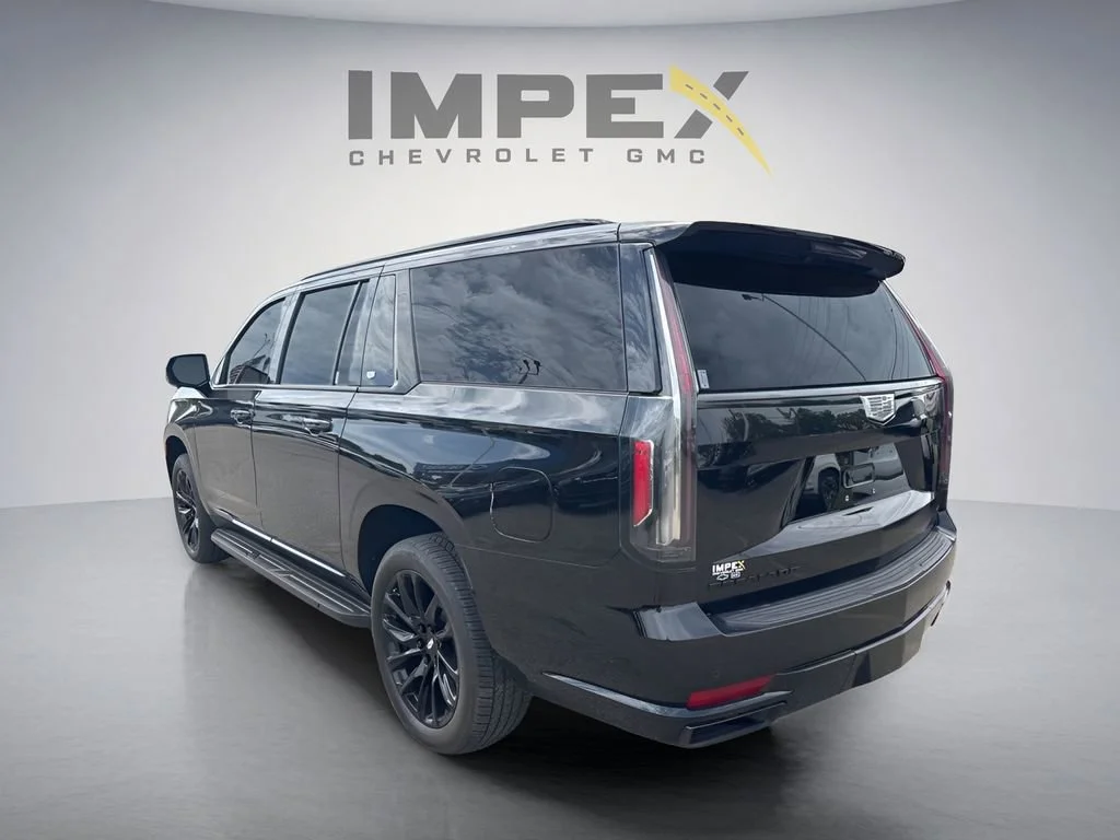 Used 2022 Black Raven Cadillac Sport image 3