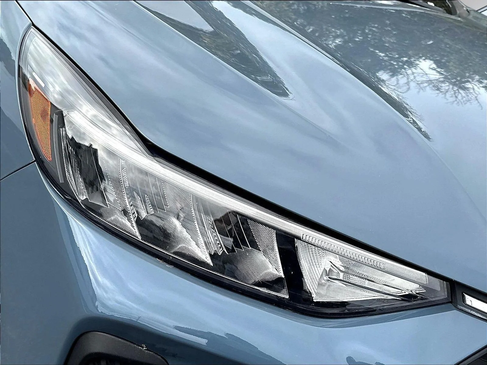 Used 2023 Vapor Blue Ford Active image 33