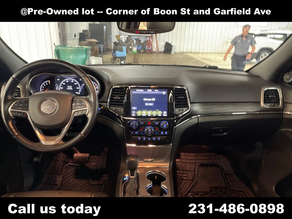 Used 2021 Blue Jeep Limited image 18