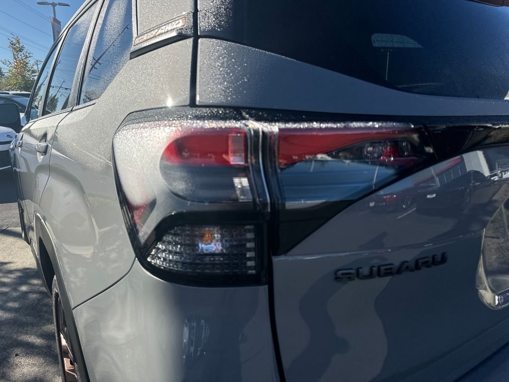 Used 2026 Pearl Subaru Sport Hybrid image 10