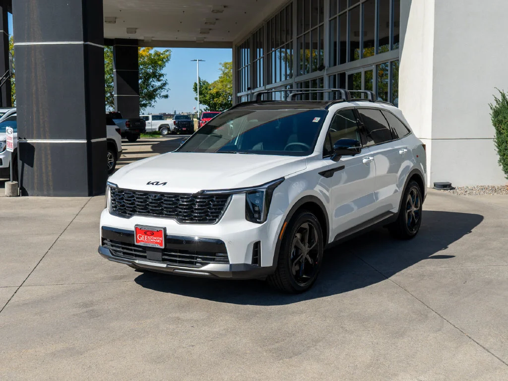 New 2026 White Kia X-Line SX Prestige image 3