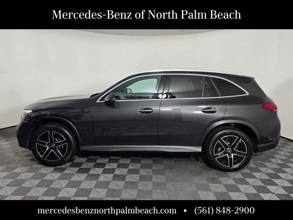 New 2026 Graphite Grey Metallic Mercedes-Benz GLC 300 image 3