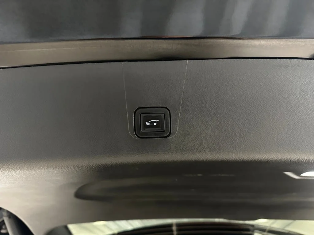 2023 Chevrolet Traverse 1LT - Photo 26