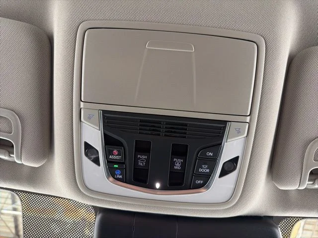 Certified Used 2023 Majestic Black Pearl Acura Technology Package image 28