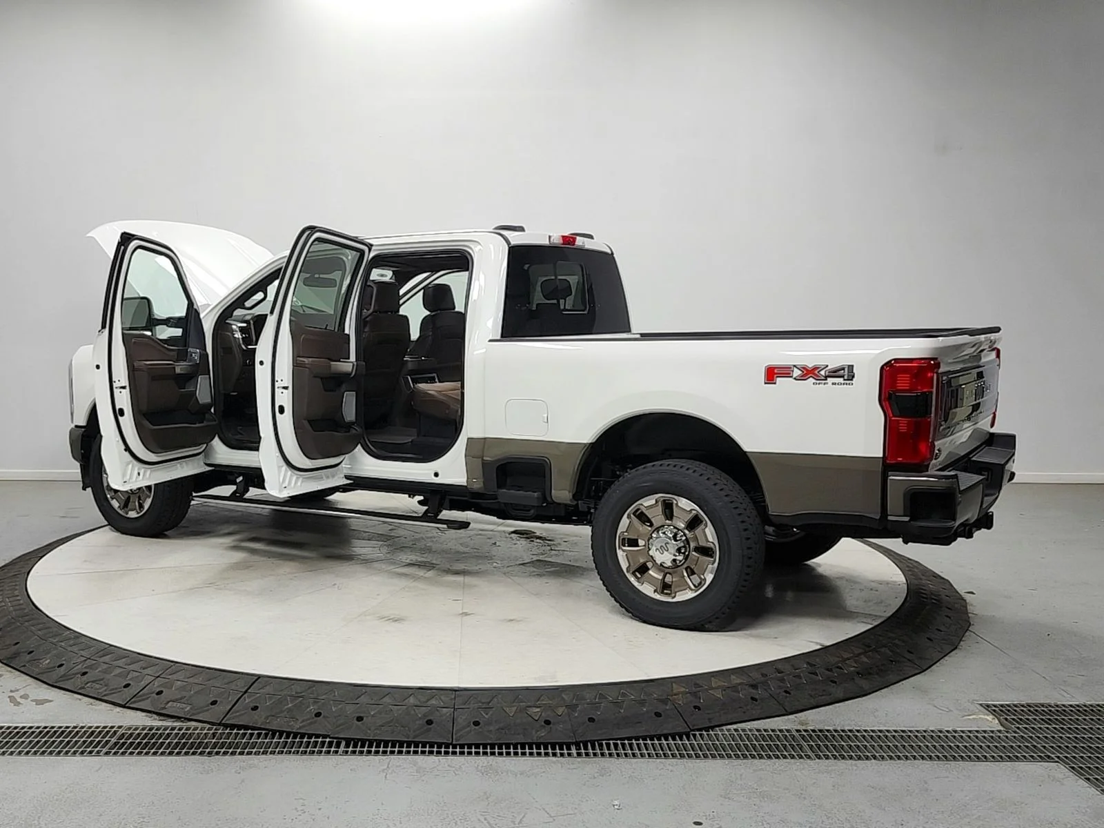 New 2026 White Ford King Ranch image 13
