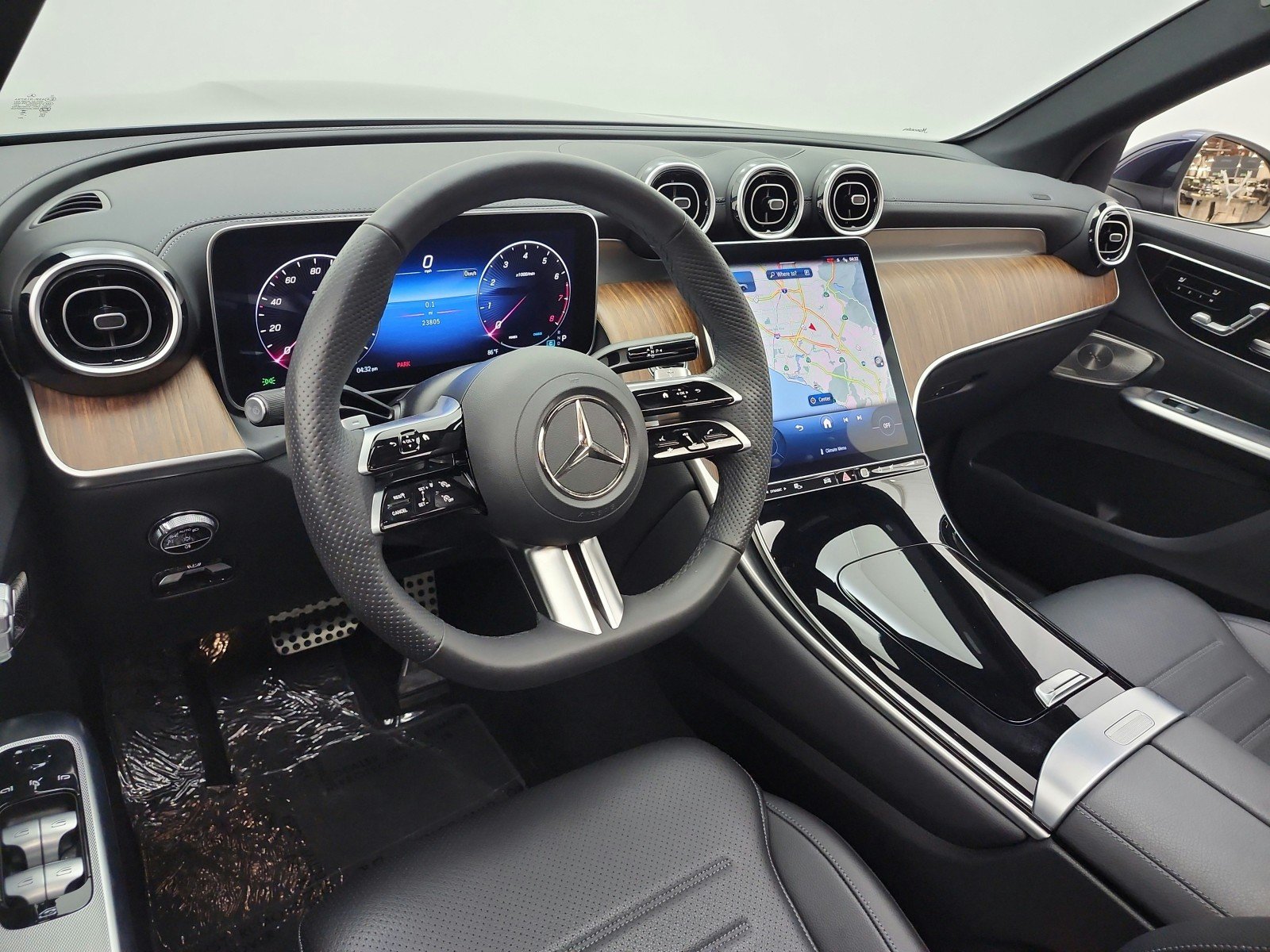 Used 2023 Nautical Blue Metallic Mercedes-Benz GLC 300 4MATIC® SUV image 14