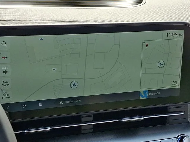 Used 2024 Gray Hyundai SEL image 16