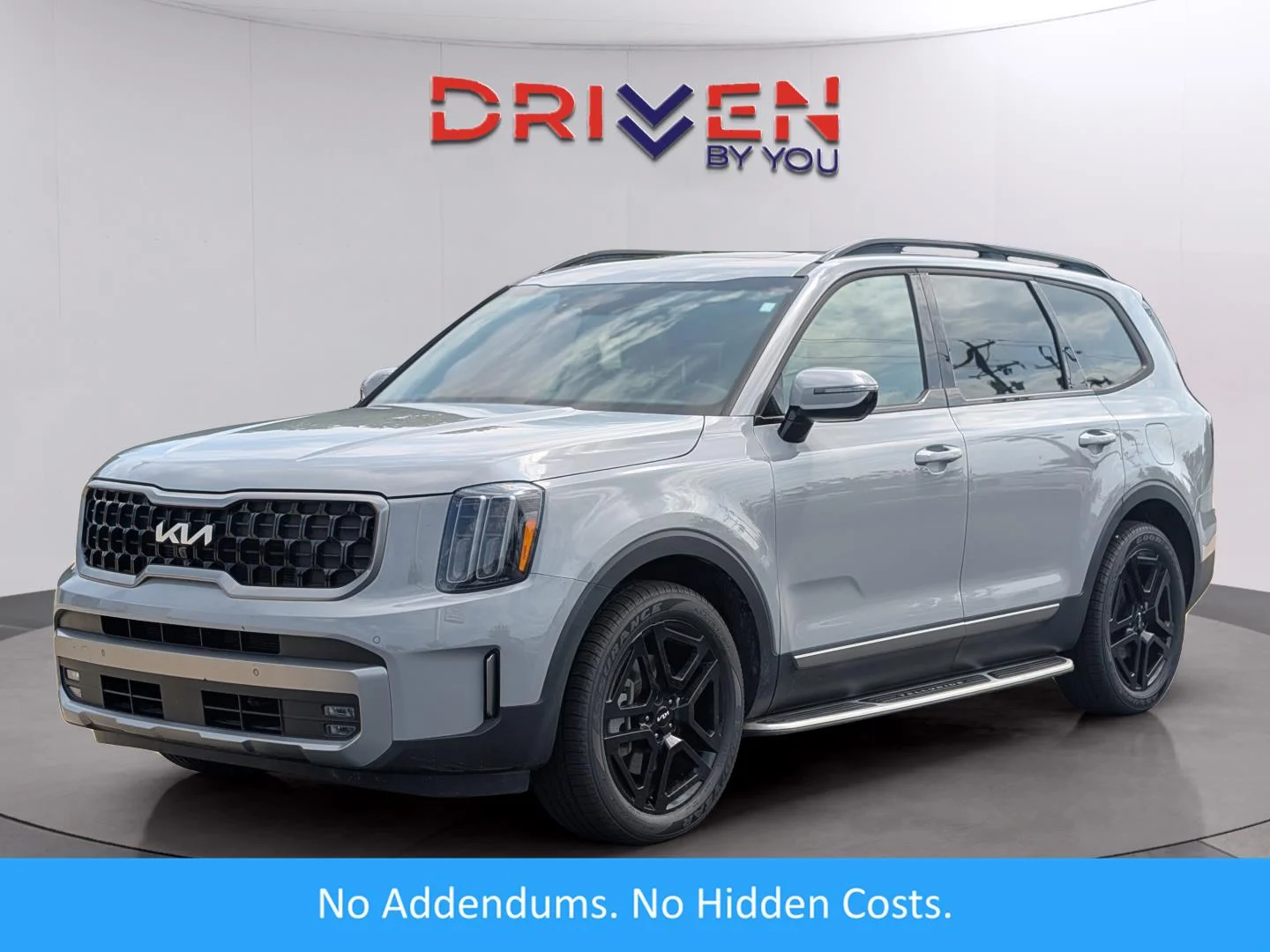 Used 2023 Wolf Gray Kia SX X-Line image 1