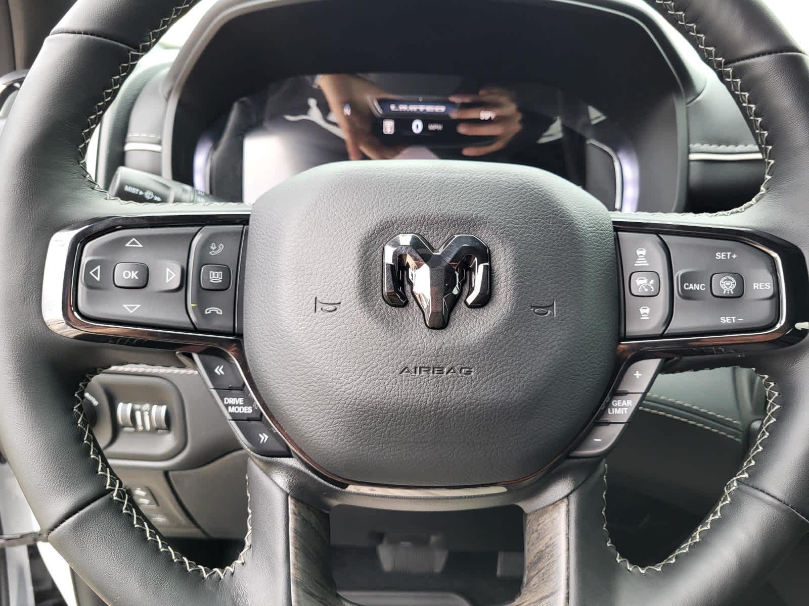 2026 RAM 1500 Limited - Photo 16