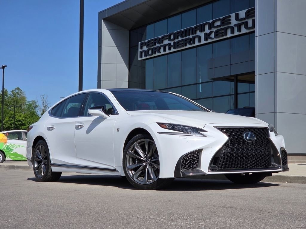 Used 2018 Ultra White Lexus 500 image 2