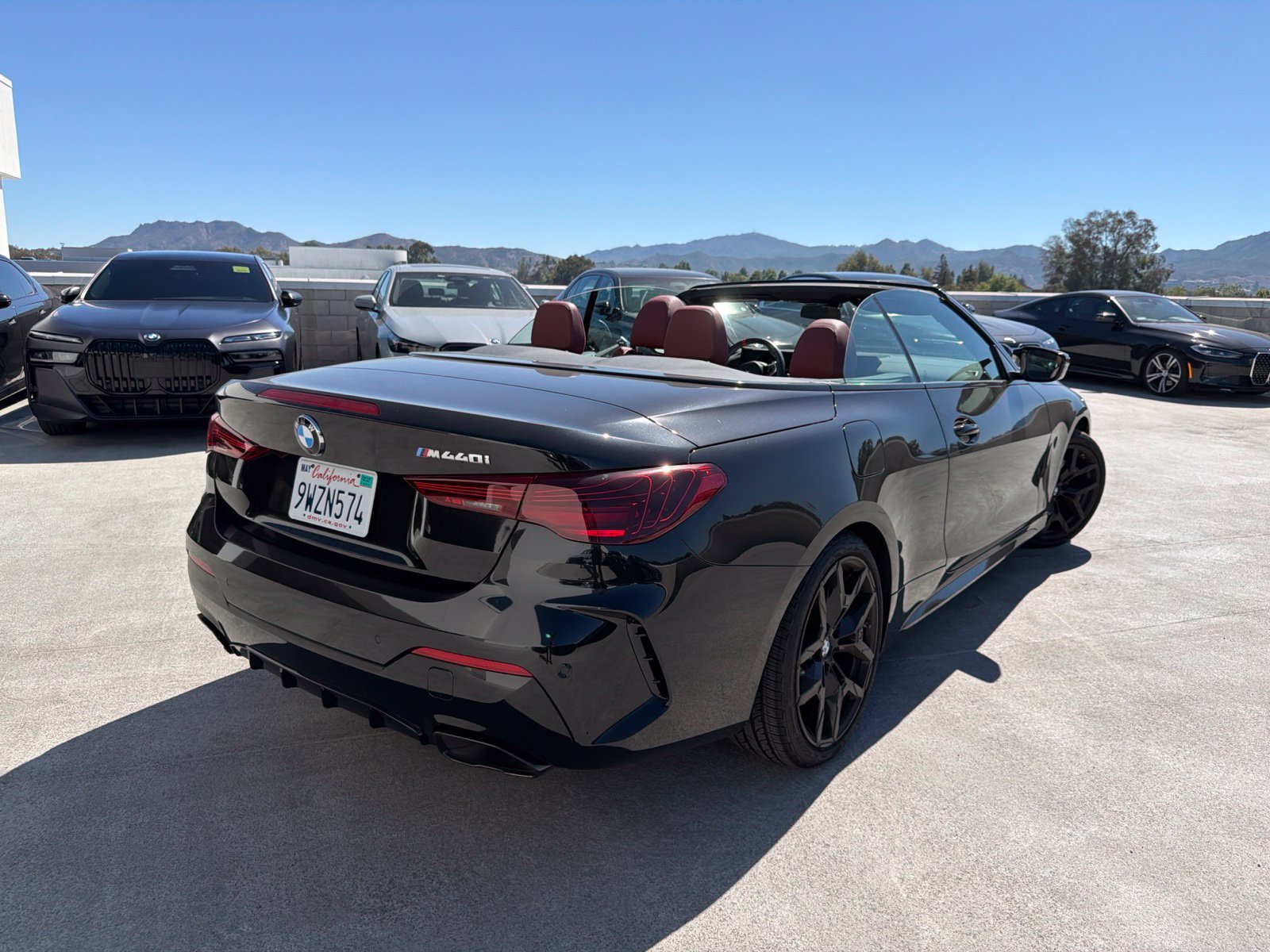 Used 2025 Black Sapphire Metallic BMW M440i image 4