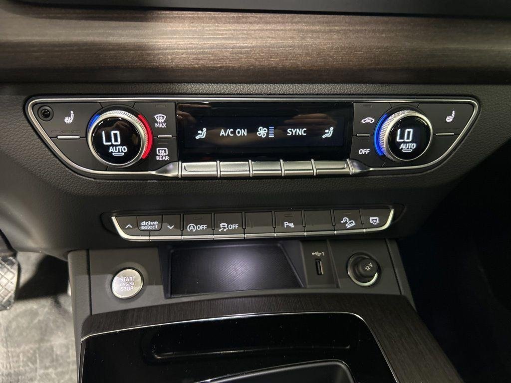 Used 2025 Manhattan Gray Metallic Audi 40 Premium image 21