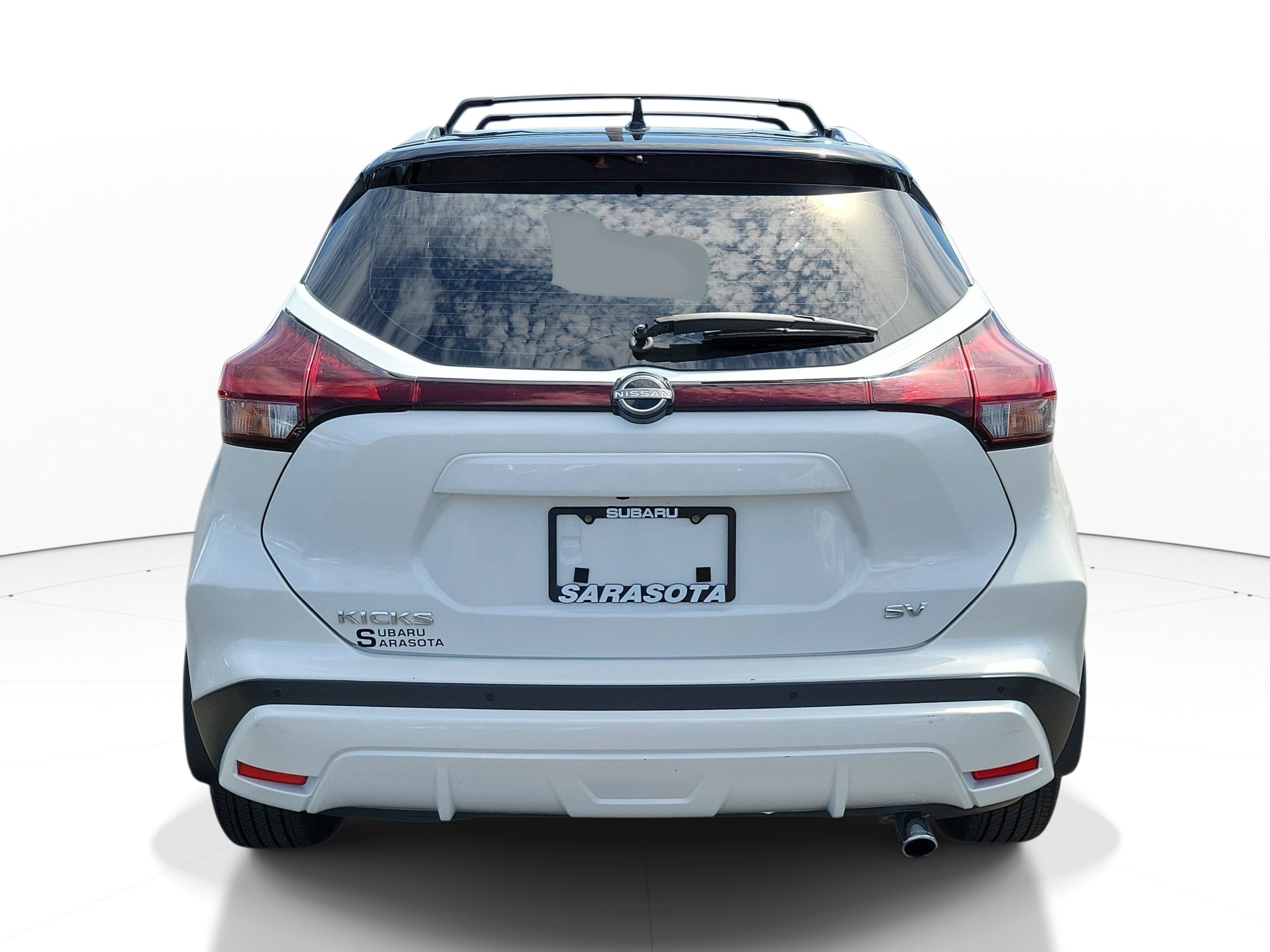 Used 2024 Aspen White Tricoat/Super Black Nissan SV image 4