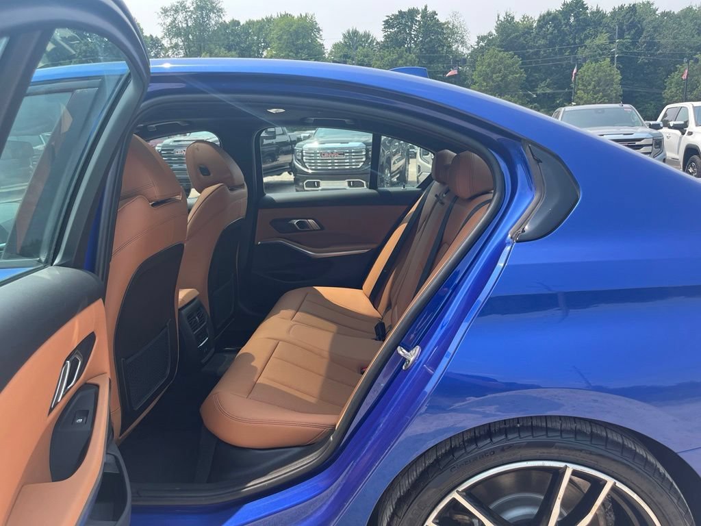 Used 2022 Portimao Blue Met BMW 330i xDrive image 26