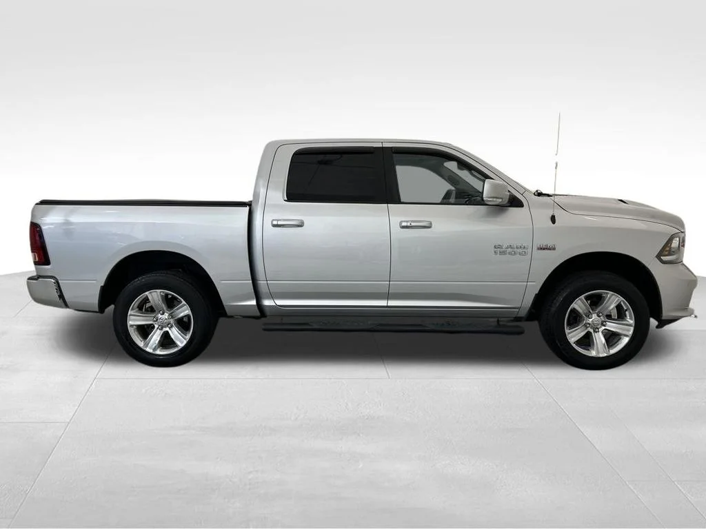 Used 2014 Silver Ram Sport image 8