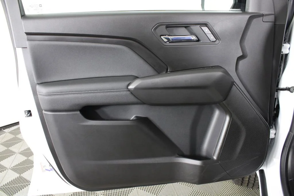 New 2026 Summit White GMC Elevation image 10