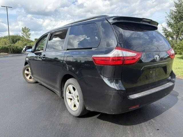 Used 2019 Midnight Black Metallic Toyota LE image 9