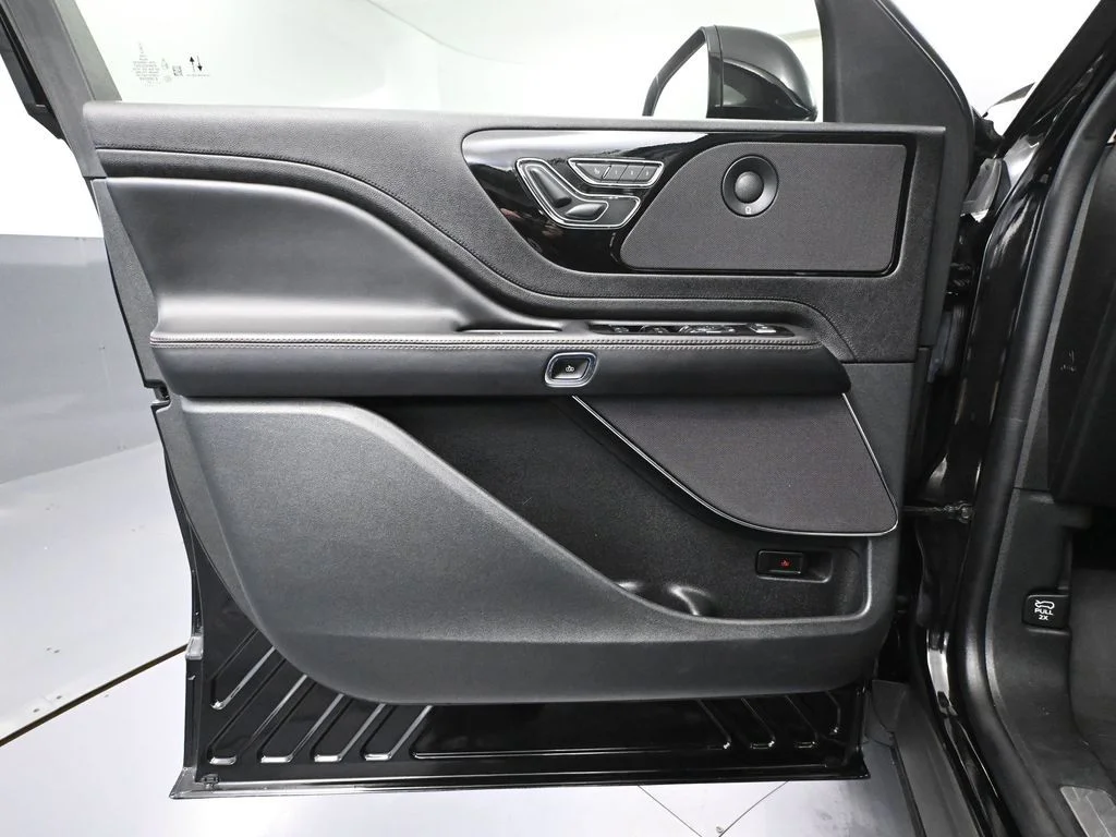 2023 Lincoln Aviator Reserve - Photo 18