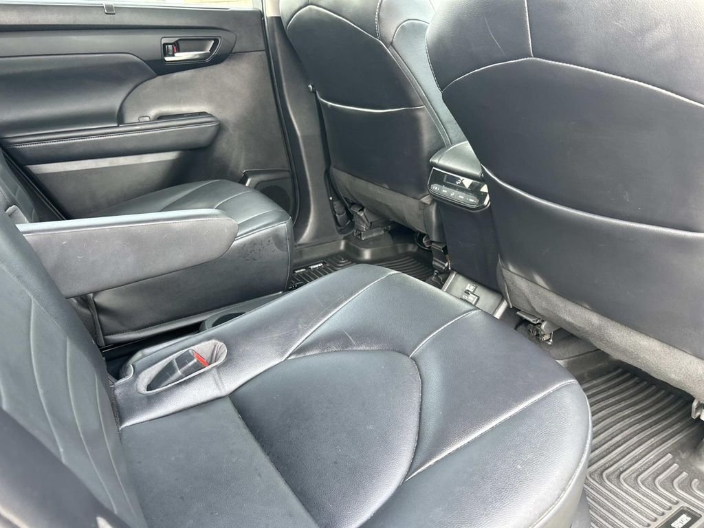 Certified Used 2022 Magnetic Gray Metallic Toyota XLE image 22
