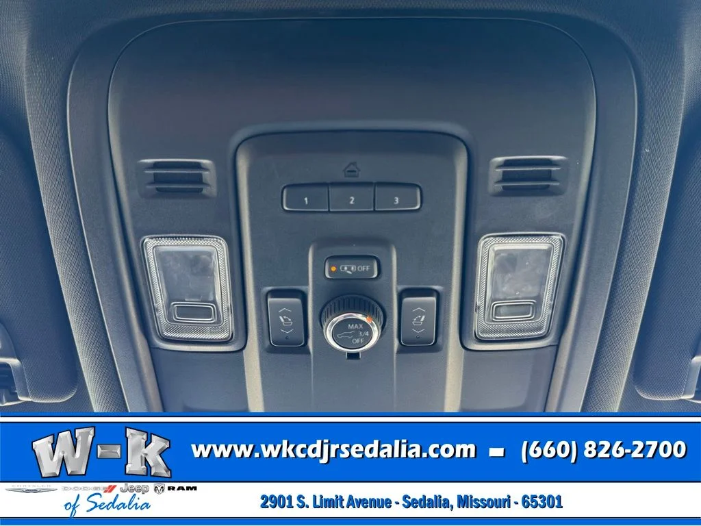 Used 2024 Black GMC AT4 image 18